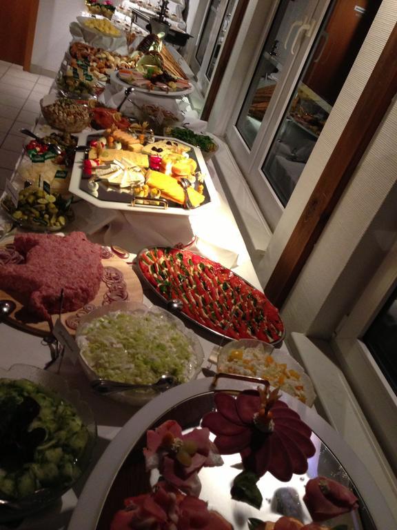 Hotel & Restaurant Zur Spreewaelderin Golssen Luaran gambar